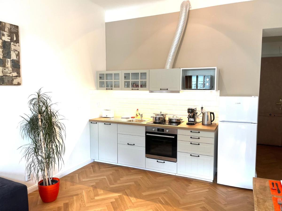 Amazing Apartment Zborovska Praha Exteriér fotografie